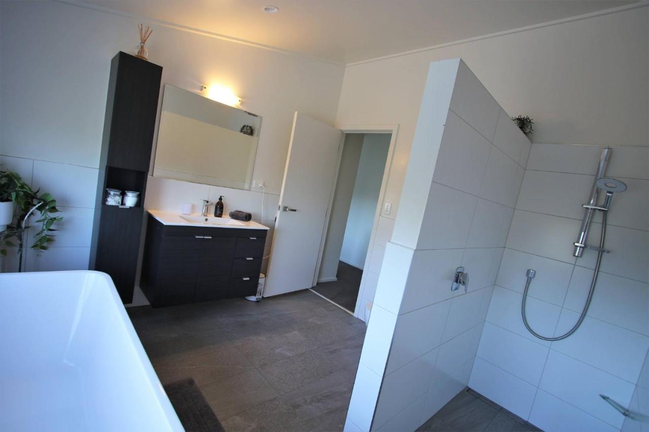 The Country Escape Apartman Fernhill Kültér fotó