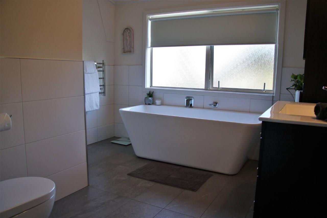 The Country Escape Apartman Fernhill Kültér fotó